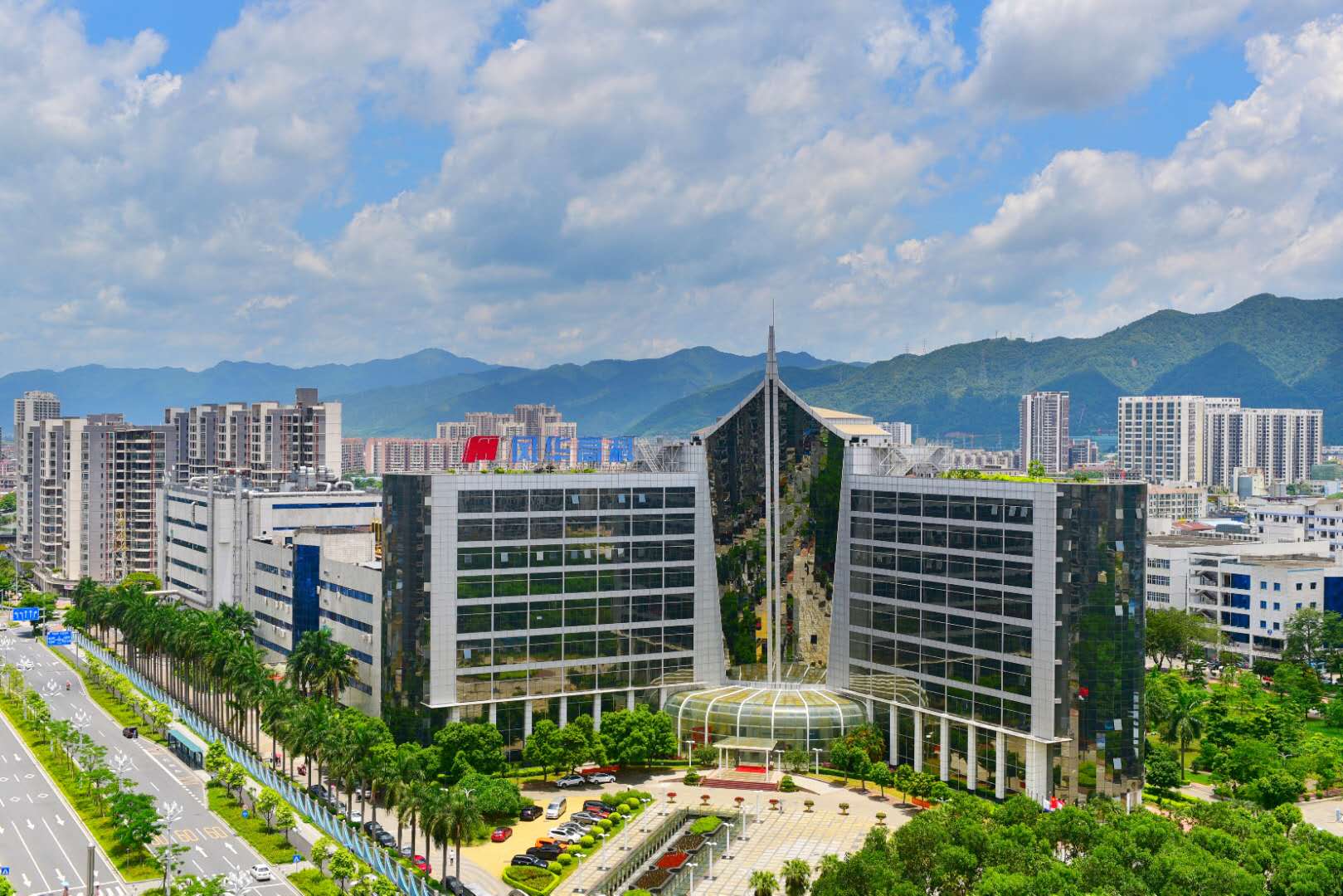 經(jīng)營逆勢增長 挖潛增產(chǎn)增效 風(fēng)華高科開足馬力前三季度交出滿意答卷