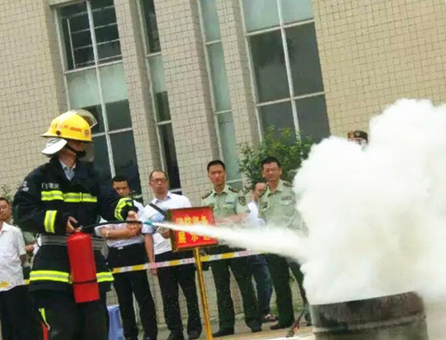 我司在端州區(qū)微型消防站義務消防員業(yè)務技能大賽中獲佳績